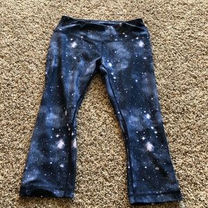 Crop Athletic Leggings